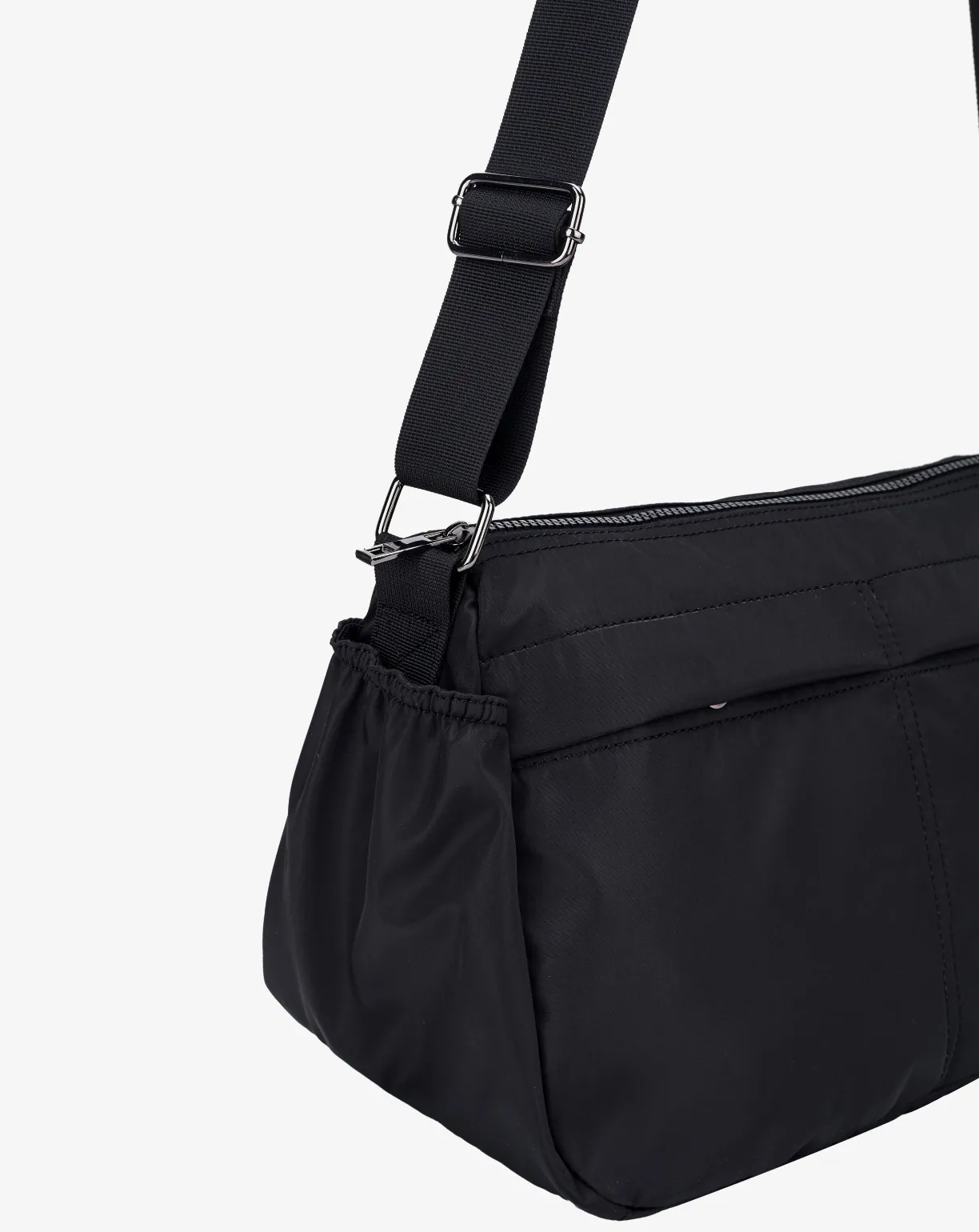 Arcus Messenger Bag Black